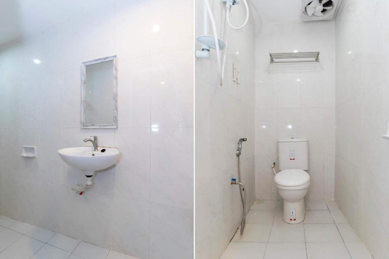 ג'והור בהרו Oyo 1228 R & R Motel מראה חיצוני תמונה