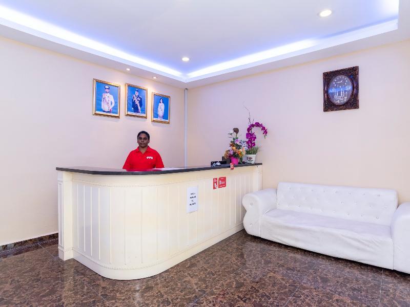 ג'והור בהרו Oyo 1228 R & R Motel מראה חיצוני תמונה